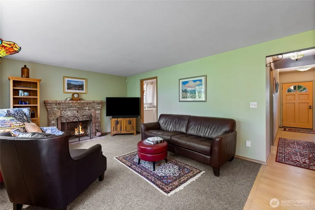5916 53rd Avenue NW Gig Harbor WA 98335