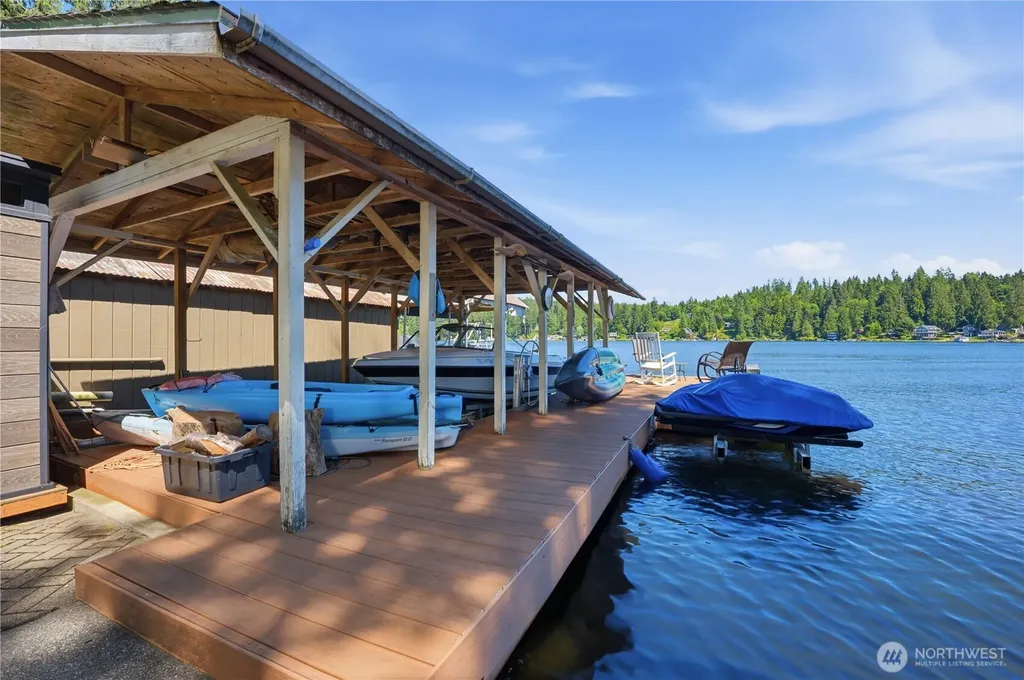 2109 SW Lake Roesiger Road Snohomish WA 98200