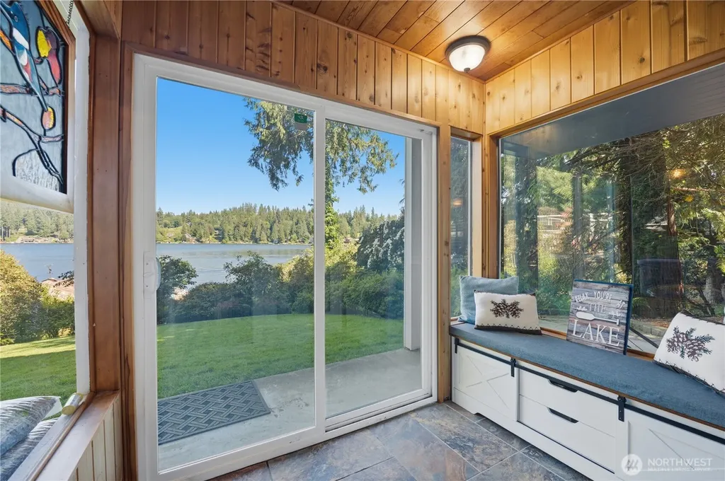 2109 SW Lake Roesiger Road Snohomish WA 98200