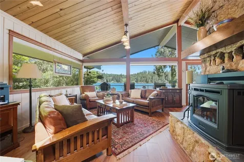 2109 SW Lake Roesiger Road Snohomish WA 98200