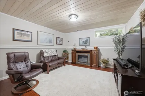 2109 SW Lake Roesiger Road Snohomish WA 98200