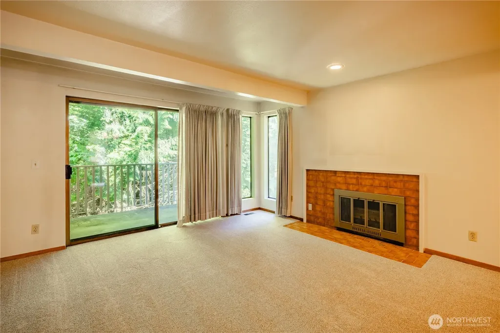3921 108th Avenue NE Bellevue WA 98004