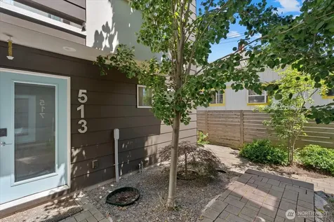513 S Sullivan Street Seattle WA 98108