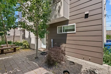 513 S Sullivan Street Seattle WA 98108
