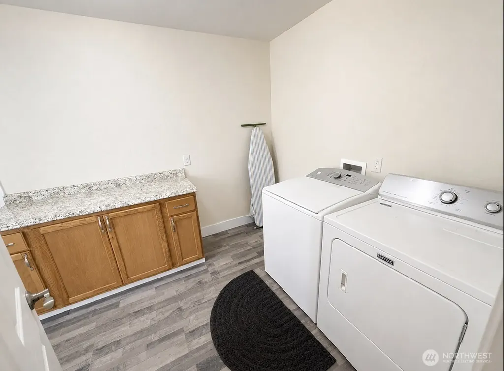 105 22nd Street NE Long Beach WA 98631