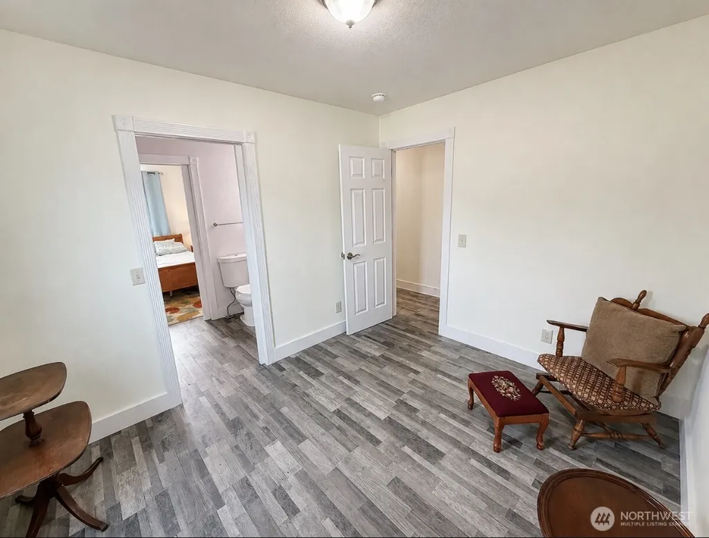 105 22nd Street NE Long Beach WA 98631