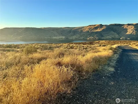 4199 Spring Canyon, Lot 1 Road E Grand Coulee WA 99133