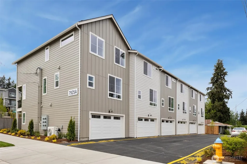 7929 230th Street SW Edmonds WA 98026