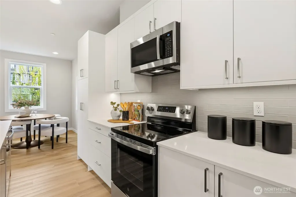 7929 230th Street SW Edmonds WA 98026