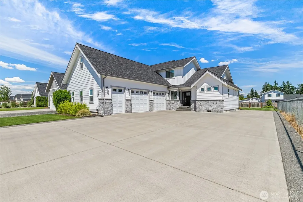 814 Rye Court Lynden WA 98264