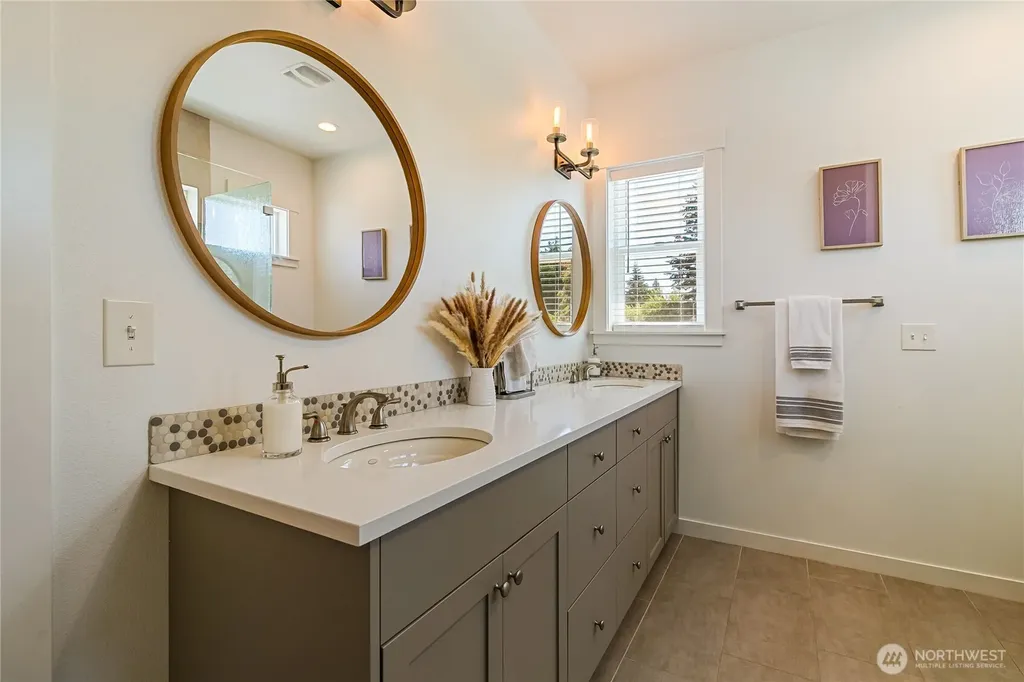 814 Rye Court Lynden WA 98264