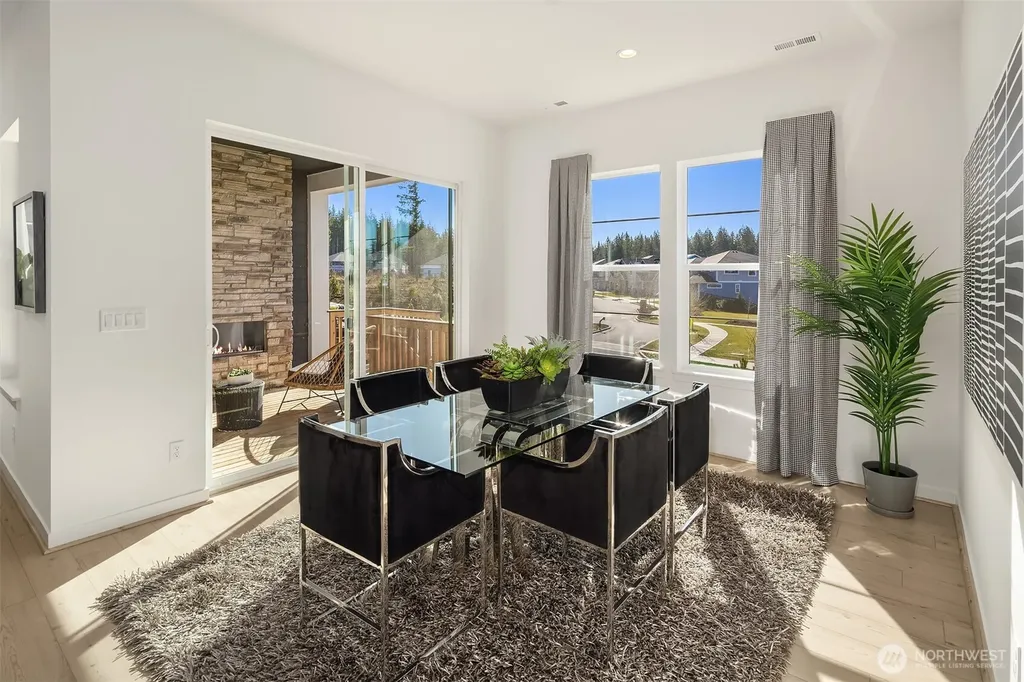 34330 Mt Freemont Avenue SE Black Diamond WA 98010