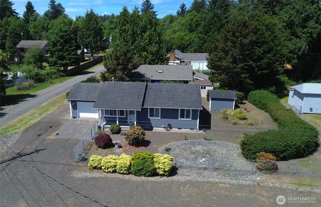 731 S Broadway Street Westport WA 98595