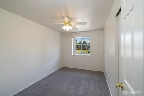 731 S Broadway Street Westport WA 98595