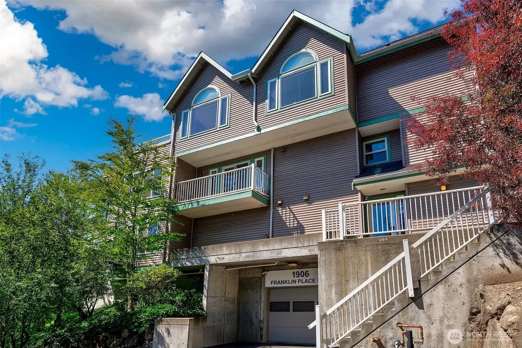 1906 Franklin Place E Seattle WA 98102