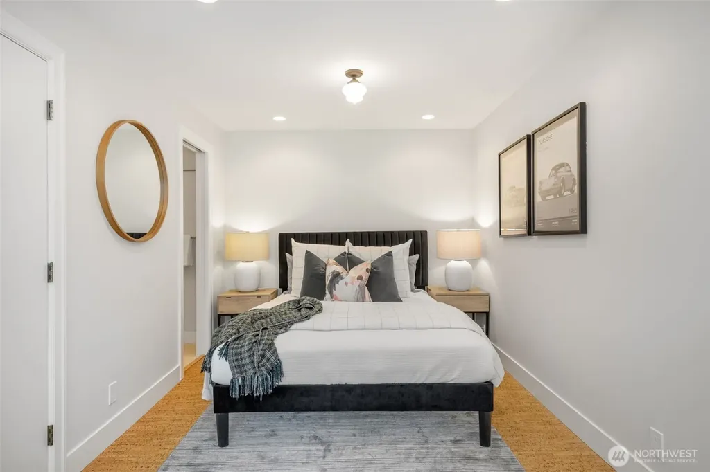 2501 Nob Hill Place N Seattle WA 98109