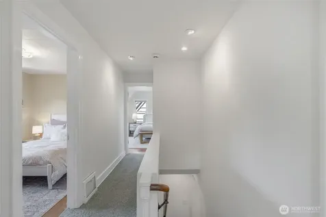 2501 Nob Hill Place N Seattle WA 98109