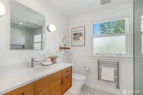 2501 Nob Hill Place N Seattle WA 98109