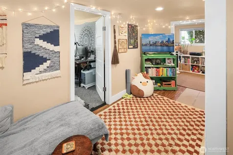 3527 S Hudson Street Court Seattle WA 98118