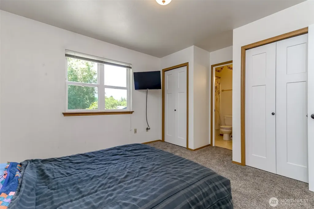 277 S Elsa Street Buckley WA 98321