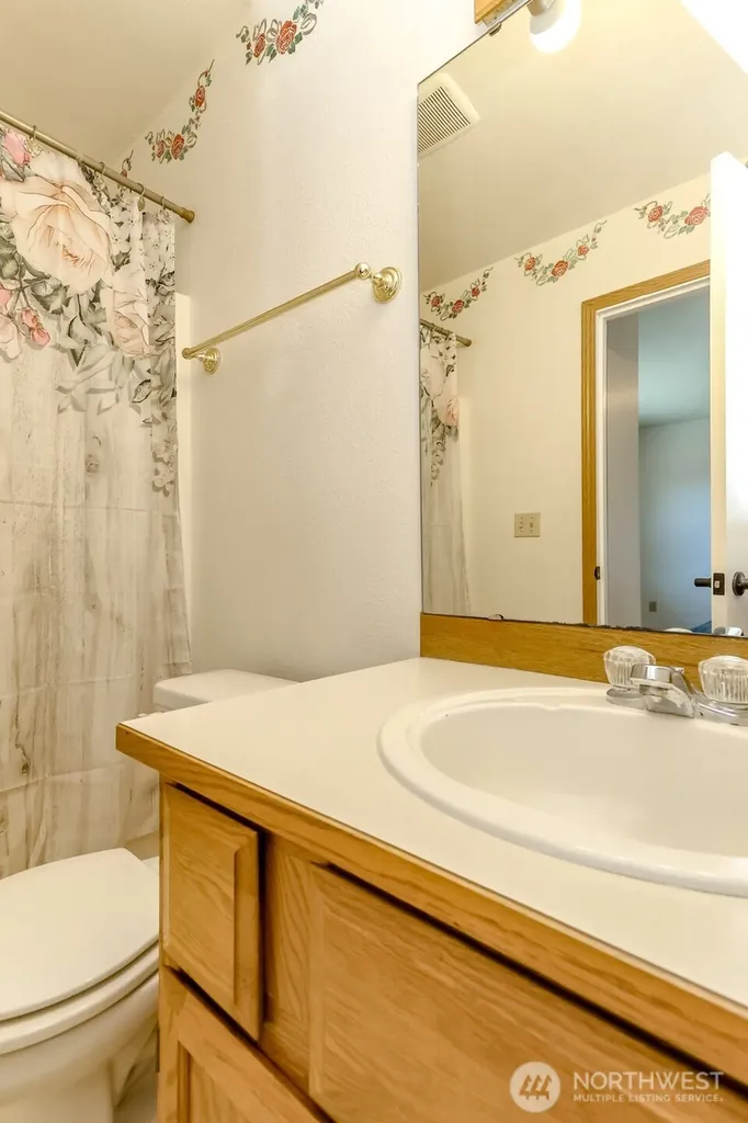 277 S Elsa Street Buckley WA 98321