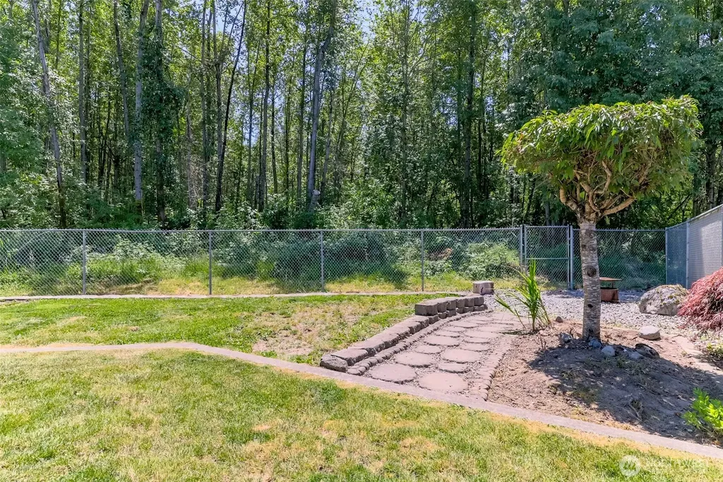 277 S Elsa Street Buckley WA 98321