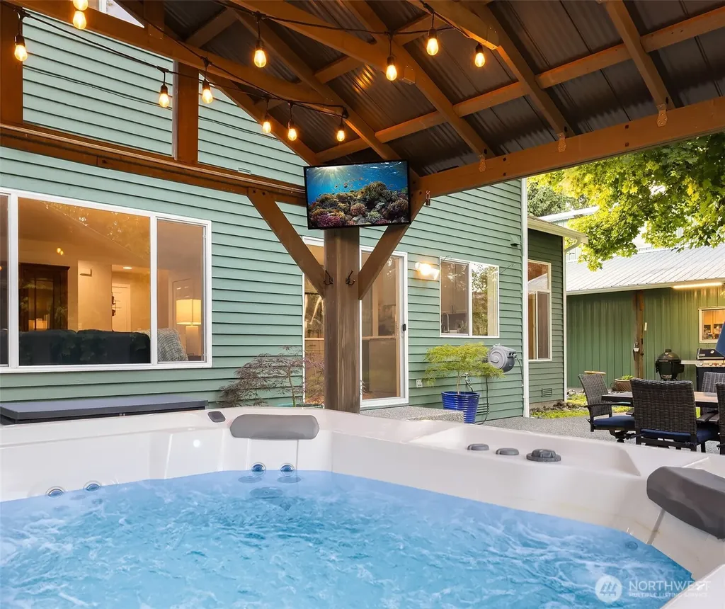4410 325th Avenue NE Carnation WA 98014