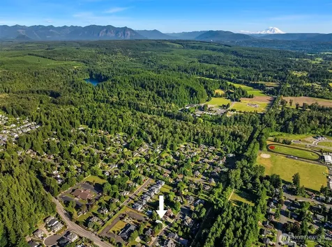 4410 325th Avenue NE Carnation WA 98014