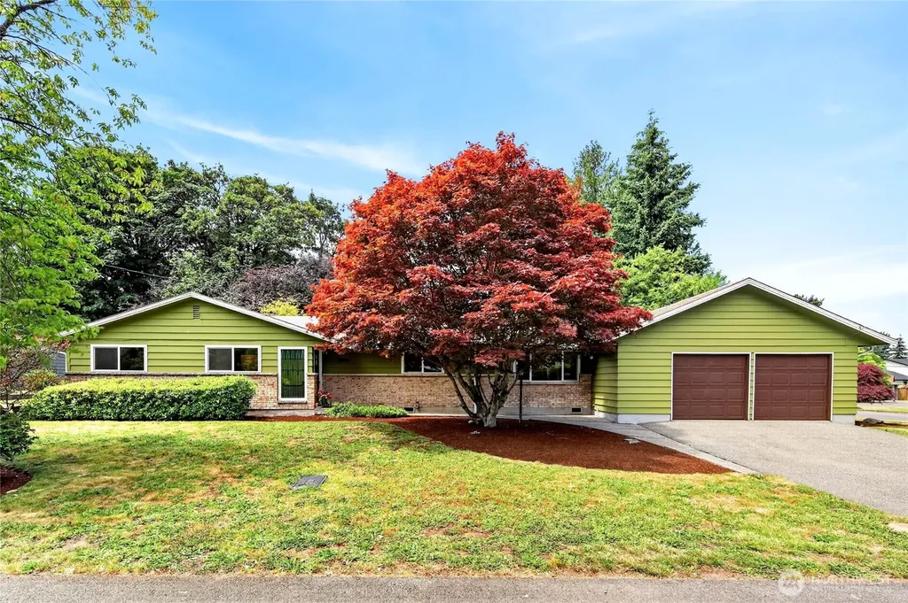 20003 3rd Place SW Normandy Park WA 98166