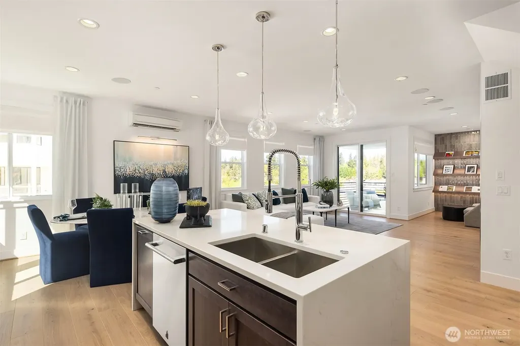 10810 120th Lane NE Kirkland WA 98033