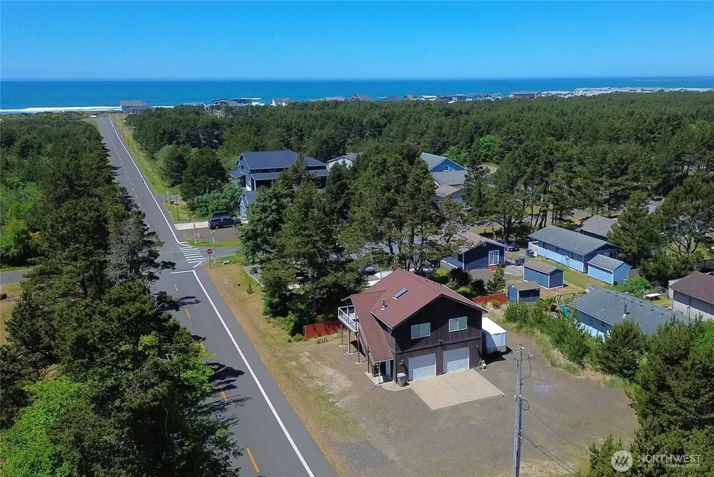 1040 W Hancock Street Westport WA 98595