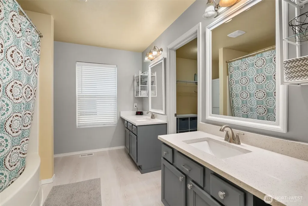 6833 Desperado Drive SE Tumwater WA 98501