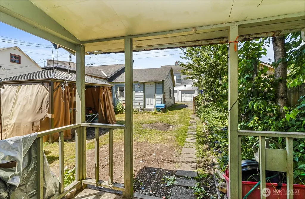 2512 Cedar Street Everett WA 98201