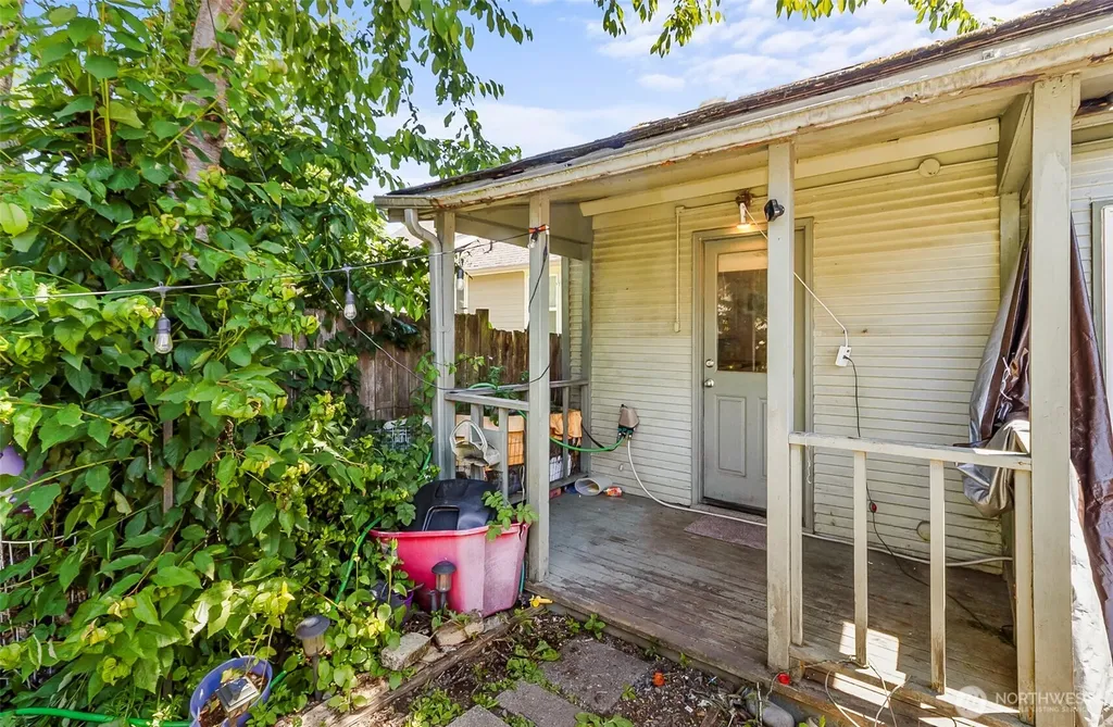 2512 Cedar Street Everett WA 98201