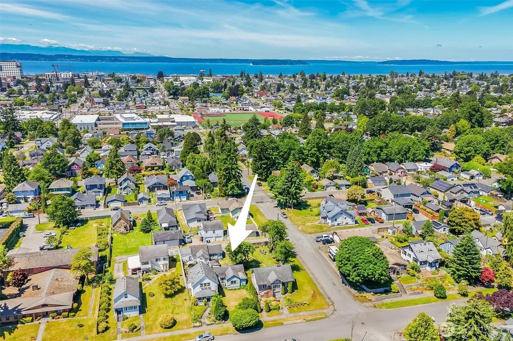 2512 Cedar Street Everett WA 98201