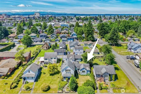 2512 Cedar Street Everett WA 98201
