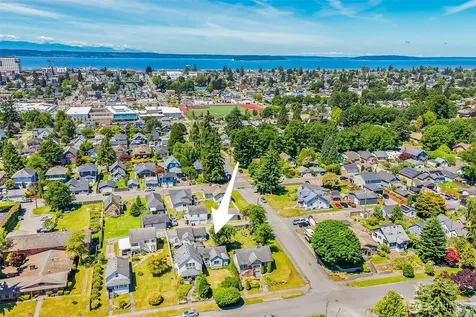 2512 Cedar Street Everett WA 98201