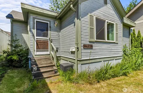2512 Cedar Street Everett WA 98201