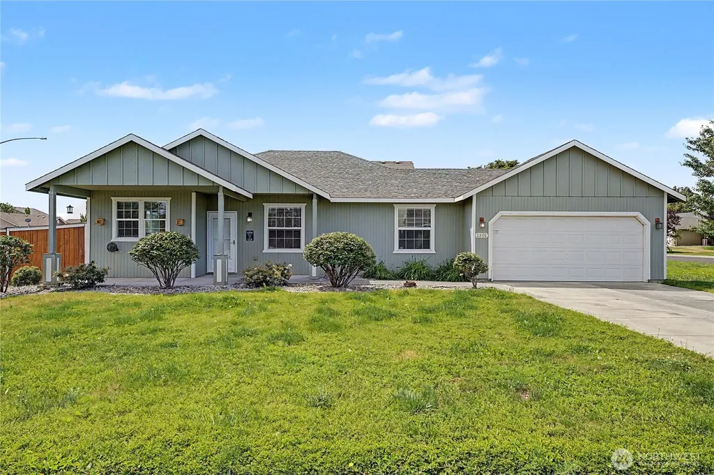 1301 W Oregon Street Moses Lake WA 98837