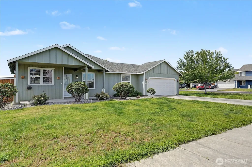 1301 W Oregon Street Moses Lake WA 98837