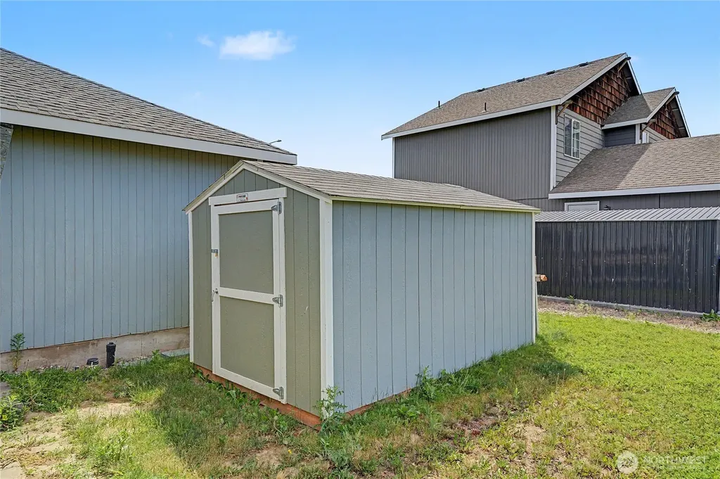 1301 W Oregon Street Moses Lake WA 98837