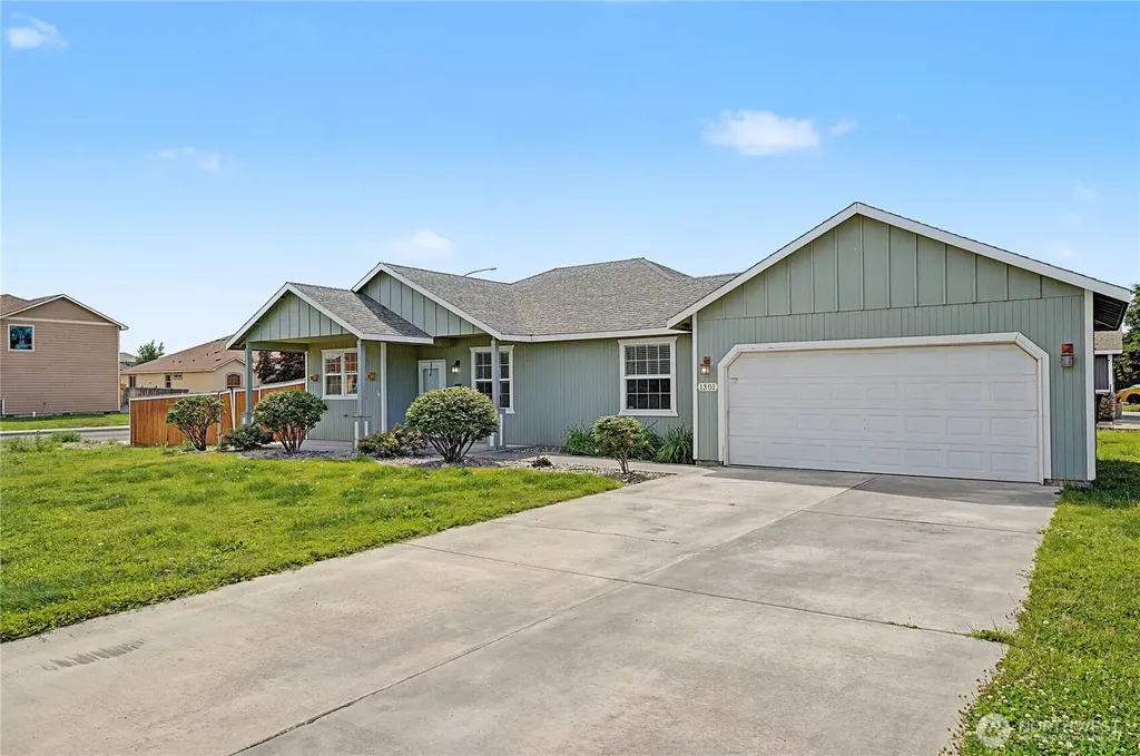 1301 W Oregon Street Moses Lake WA 98837