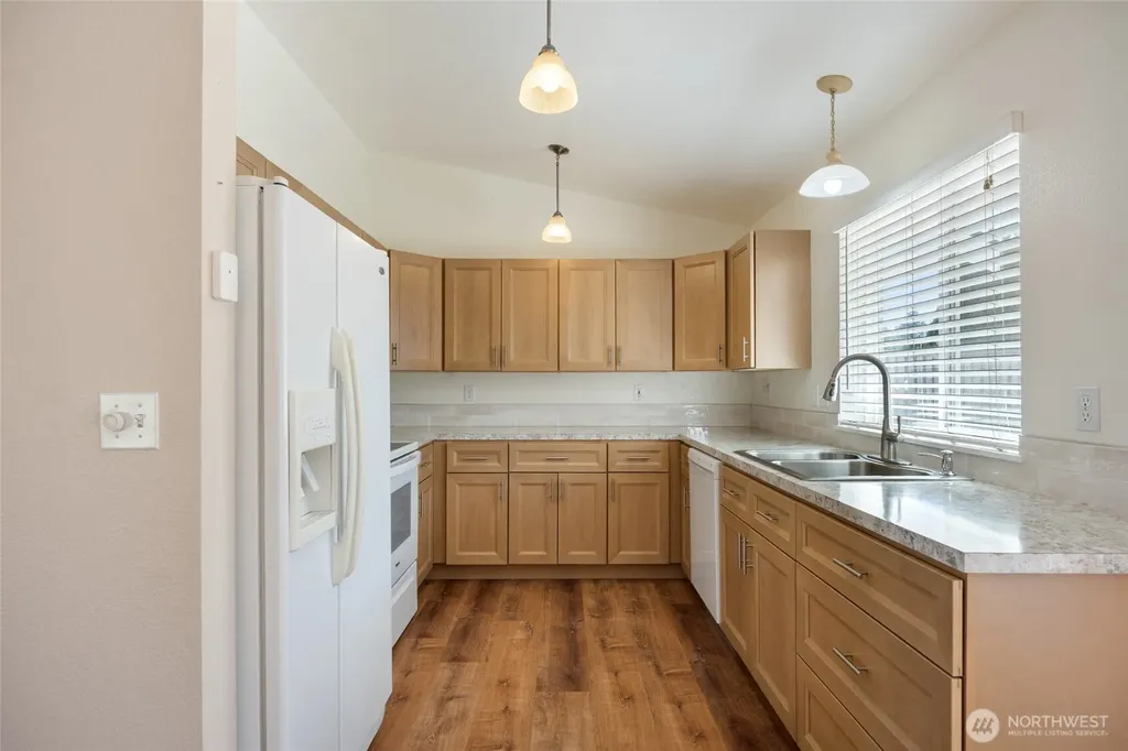 2214 S Belair Drive Moses Lake WA 98837