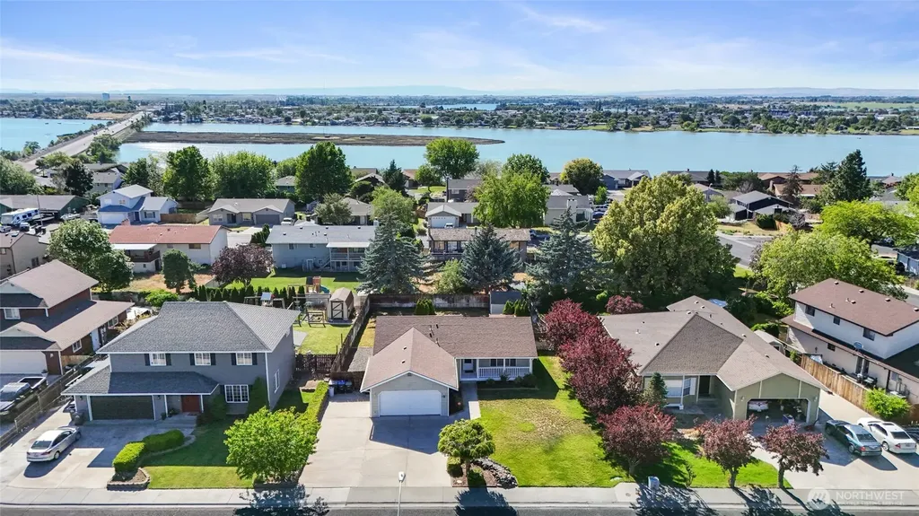 2214 S Belair Drive Moses Lake WA 98837