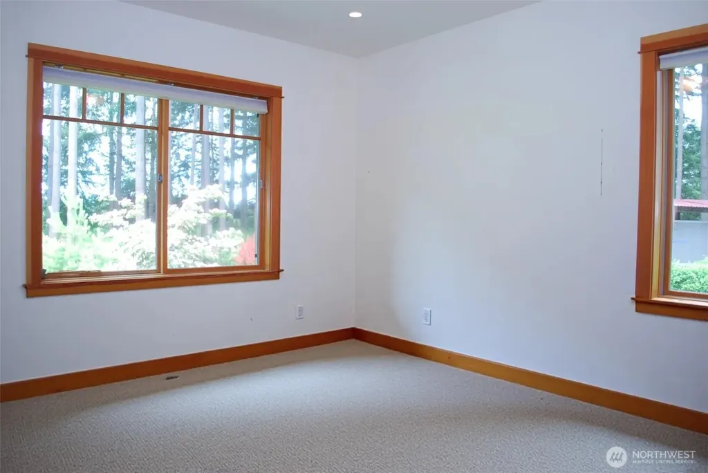 11310 Harris Rd SE Yelm WA 98597