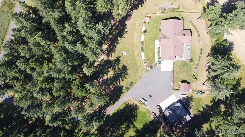 11310 Harris Rd SE Yelm WA 98597