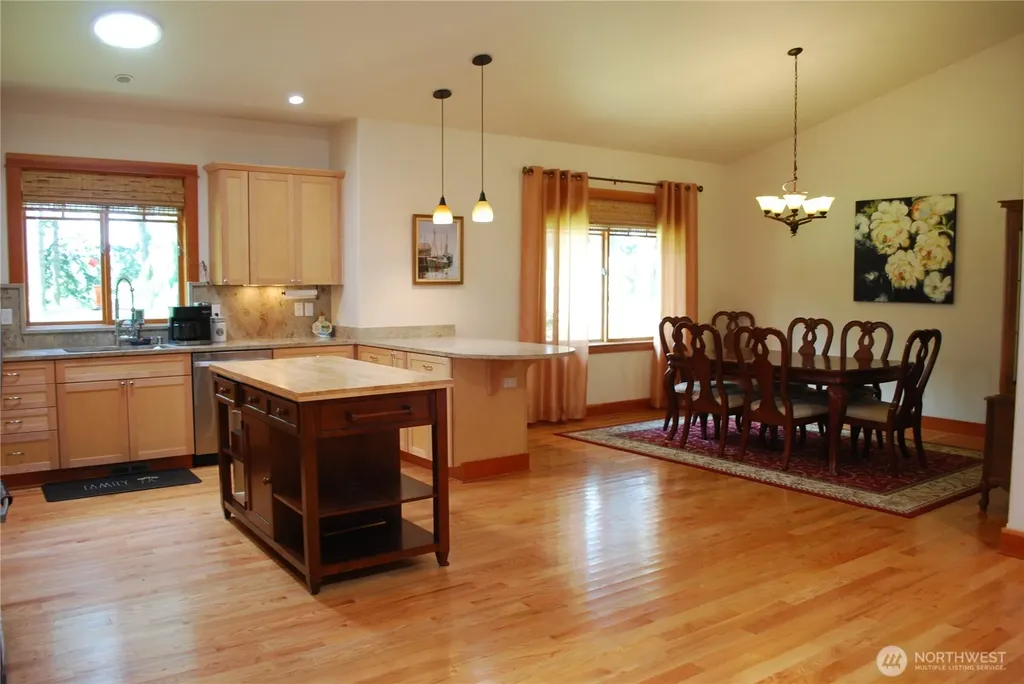 11310 Harris Rd SE Yelm WA 98597