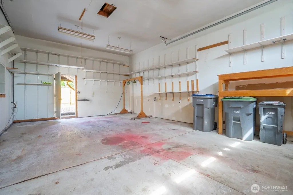 37 3rd Avenue N Algona WA 98001
