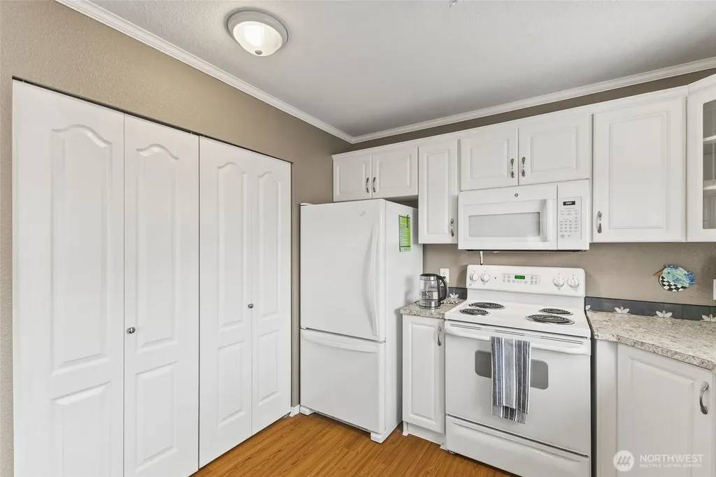 4571 Birch Bay Lynden Road Blaine WA 98230
