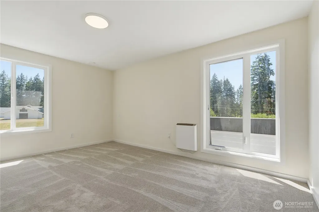 3050 SE Mullenix Road Port Orchard WA 98367